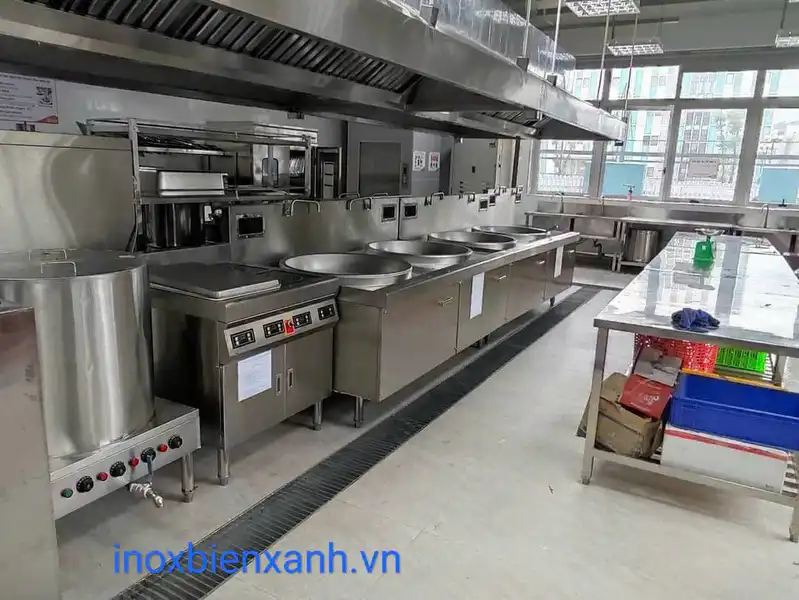 bếp thiet-ke-thi-cong-tum-hut-mui-cong-nghiep