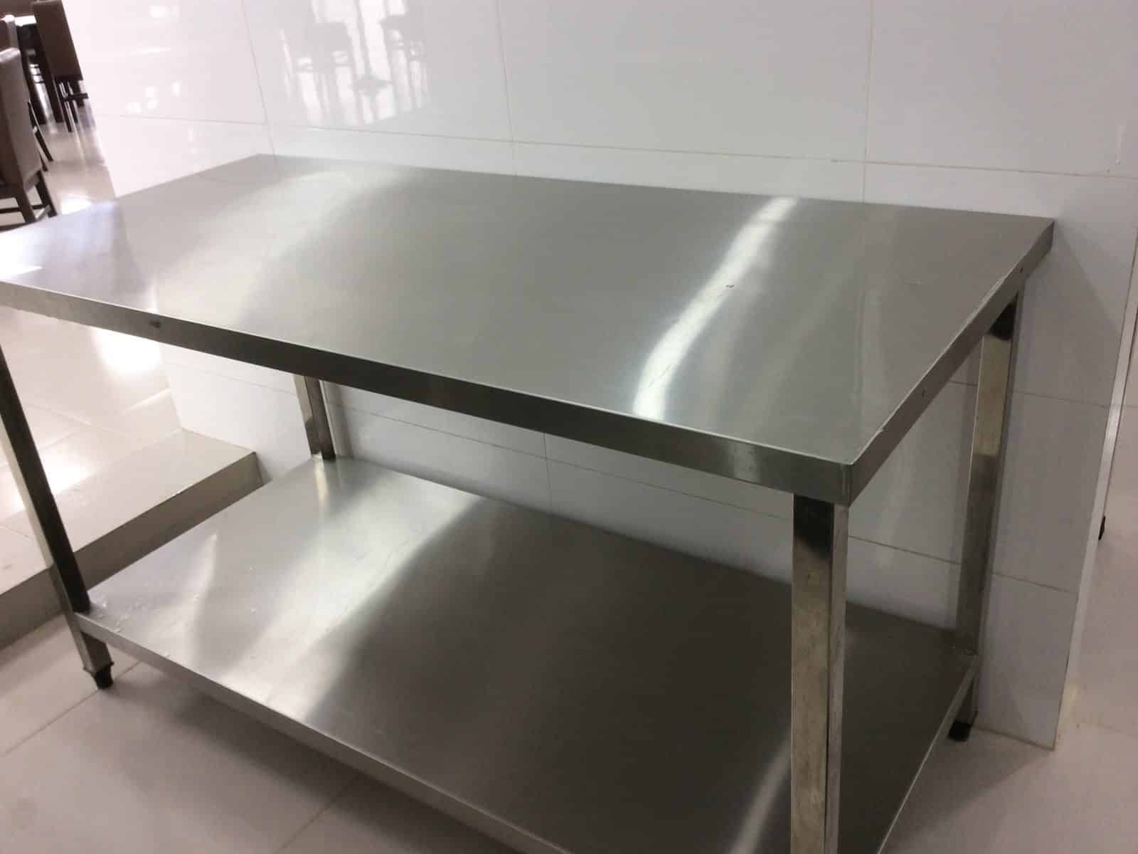 Bàn chặt inox Bàn chặt thịt inox