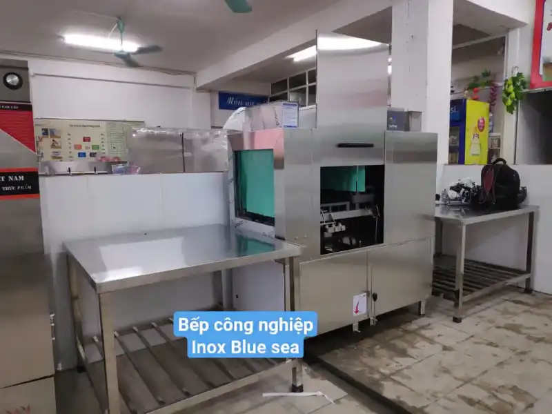 máy rửa bát may-rua-bat-cong-nghiep-bang-chuyen-dolphin