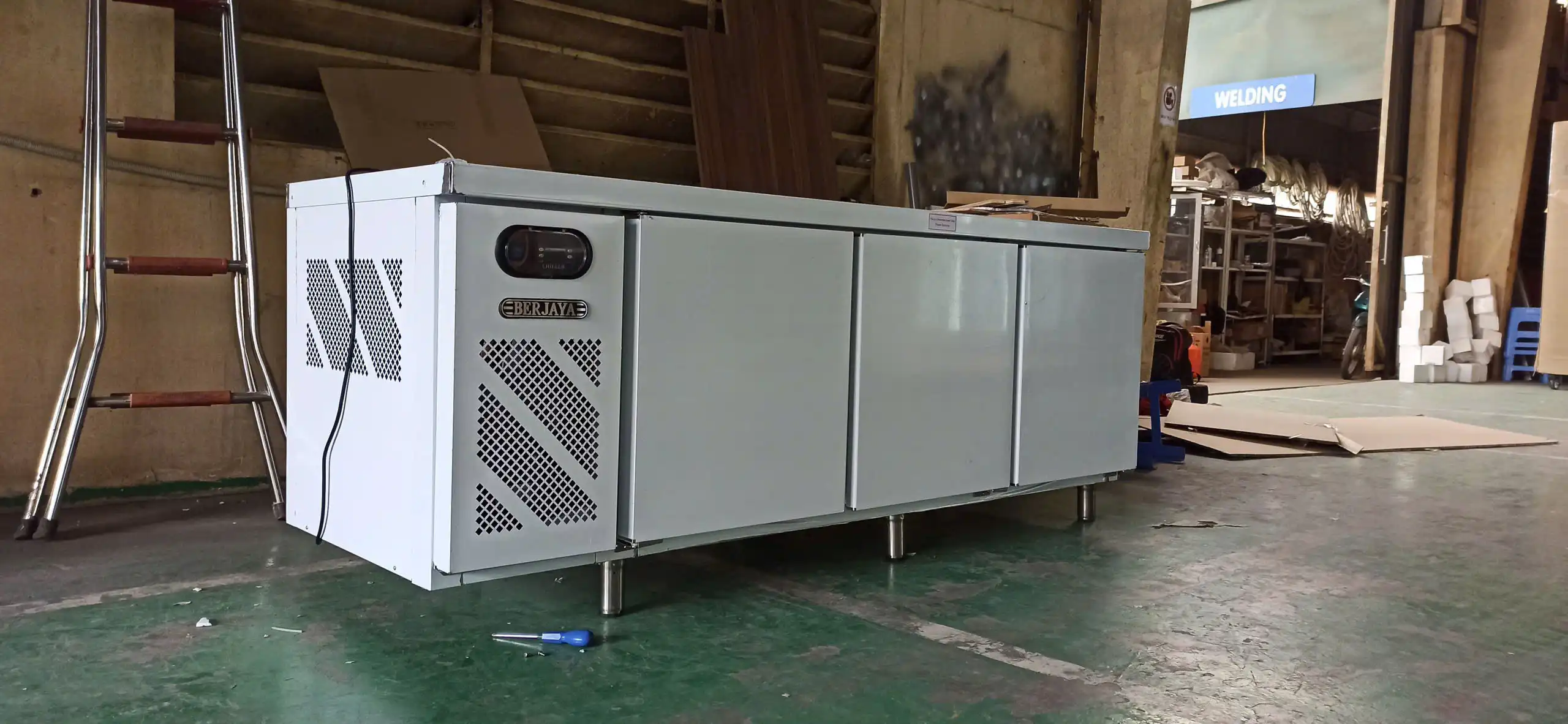 Bàn mát cánh kính Berjaya B2D/C4/600-SM Bàn mát Berjaya 1m8 BS2DC6/Z chính hãng tại Hà Nội